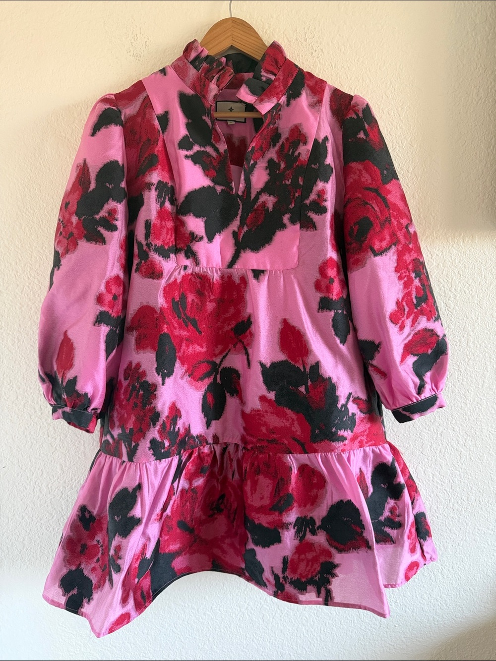 Tuckernuck Cerise Blossom Jacquard Palmerston Mini Dress size L - Picture 3 of 8